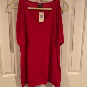 Torrid Tee with open upper arm